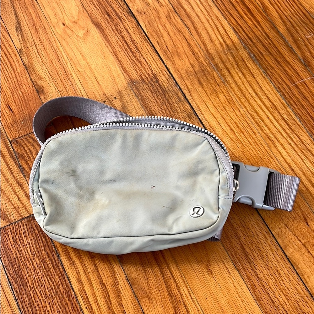 lululemon athletica Gray Belt Bag